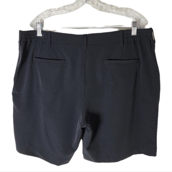 32 degrees cool ladies black cargo shorts size XL (16-18) - Picture 2 of 6